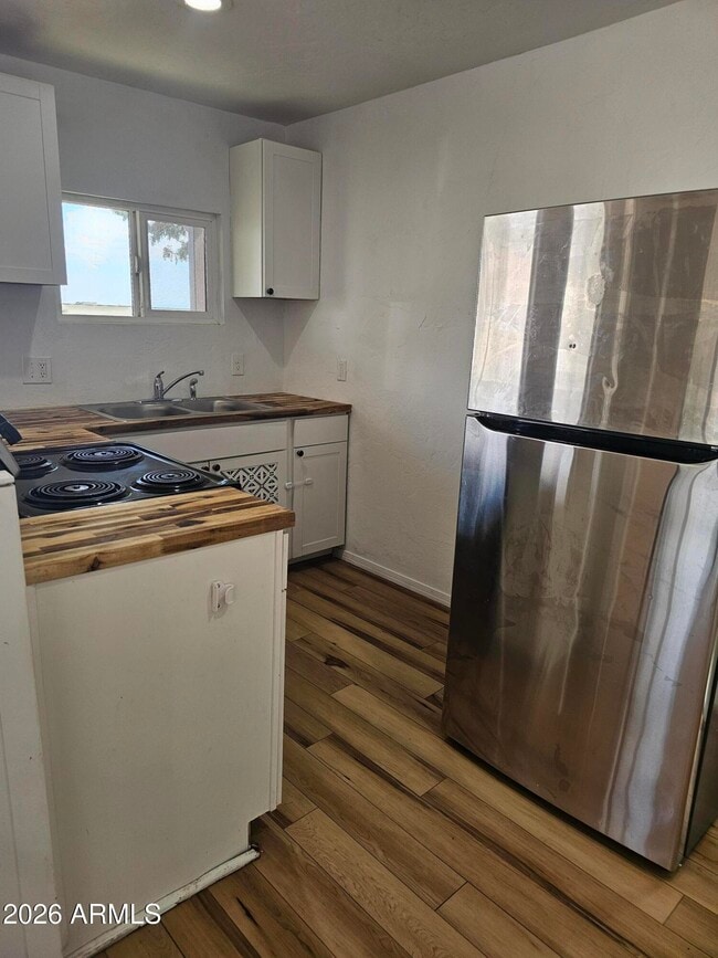 Building Photo - 872 AZ-92