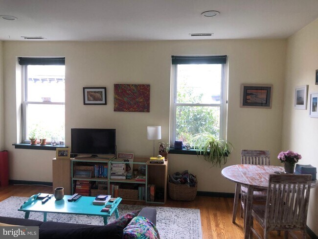 Foto del edificio - 621 S 10th St