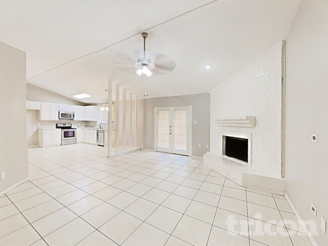 Building Photo - 1717 Wurzburg Dr