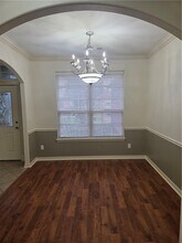 Building Photo - 3219 W Thornebrook St