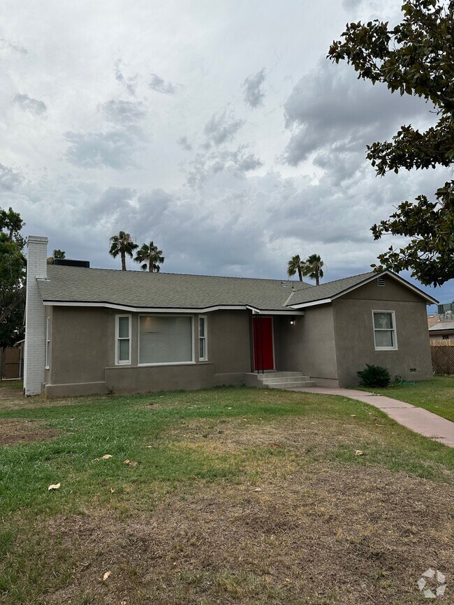 Building Photo - 135 A St