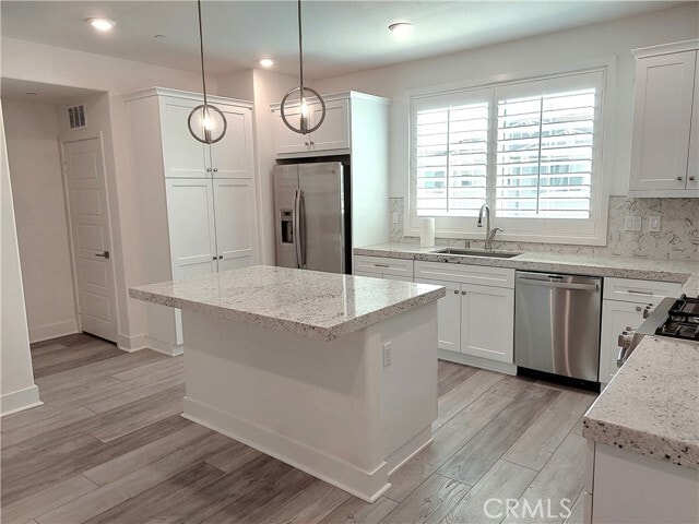 Building Photo - 18289 Iris Ln
