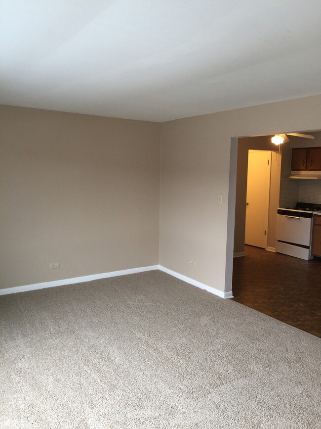 Building Photo - 9841 S Harlem Ave