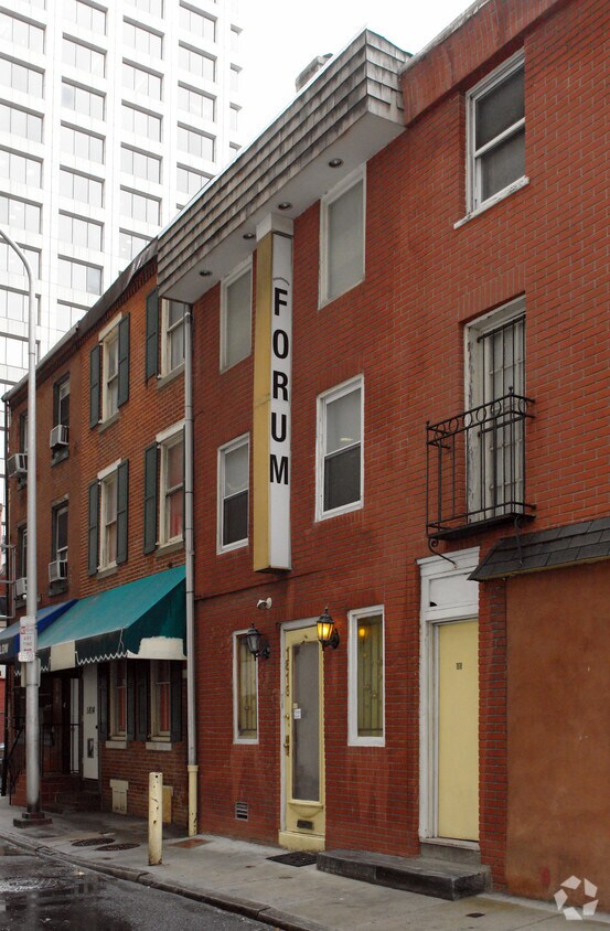 Primary Photo - 1816 Ludlow St