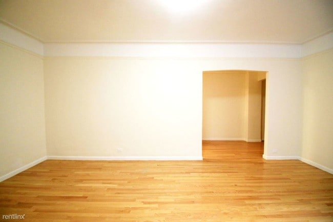 Building Photo - 227 Haven Ave