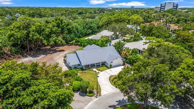 Foto del edificio - 822 Buttonbush Ln
