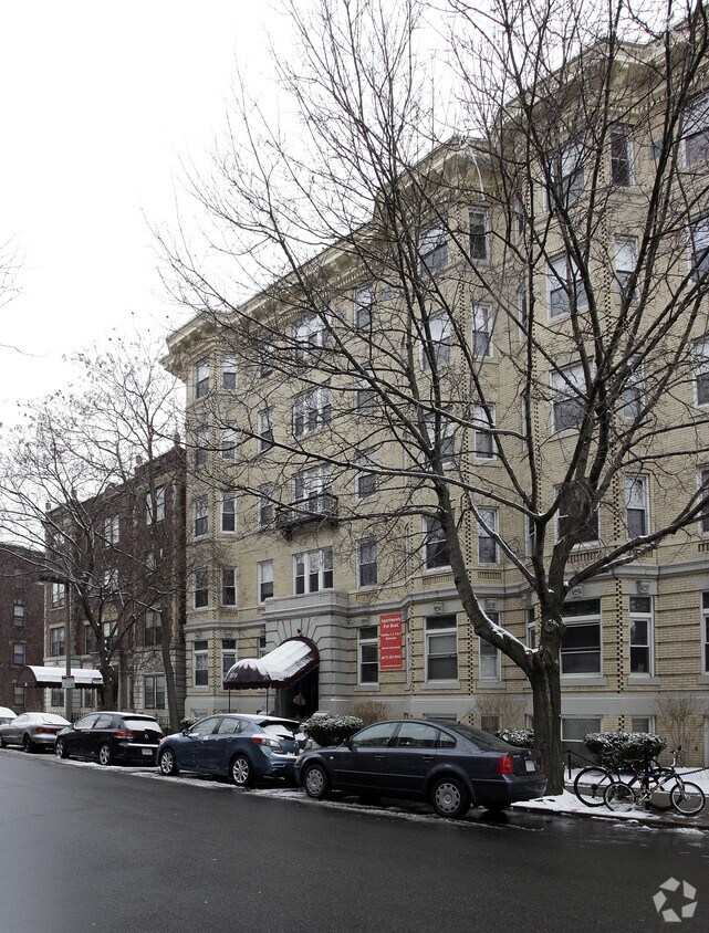 Peterborough Apartments Apartments in Boston, MA