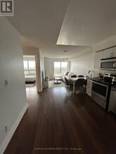 Building Photo - 1-1101 De Boers Dr