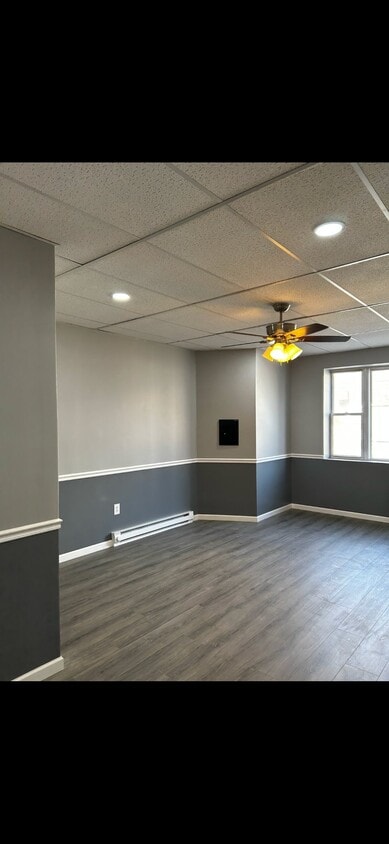 Building Photo - 111 Sunbury St