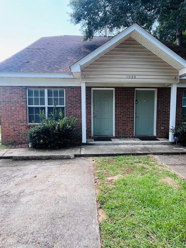 Foto principal - 1920 Trimble Rd