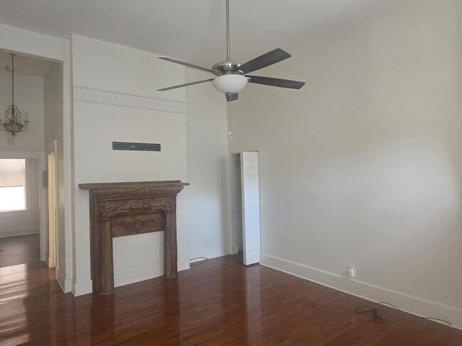 Foto del edificio - 1156 S Brook St