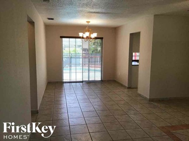 Foto del edificio - 1120 NW 90th Terrace