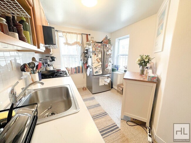 Foto del edificio - DRIGGS AVENUE