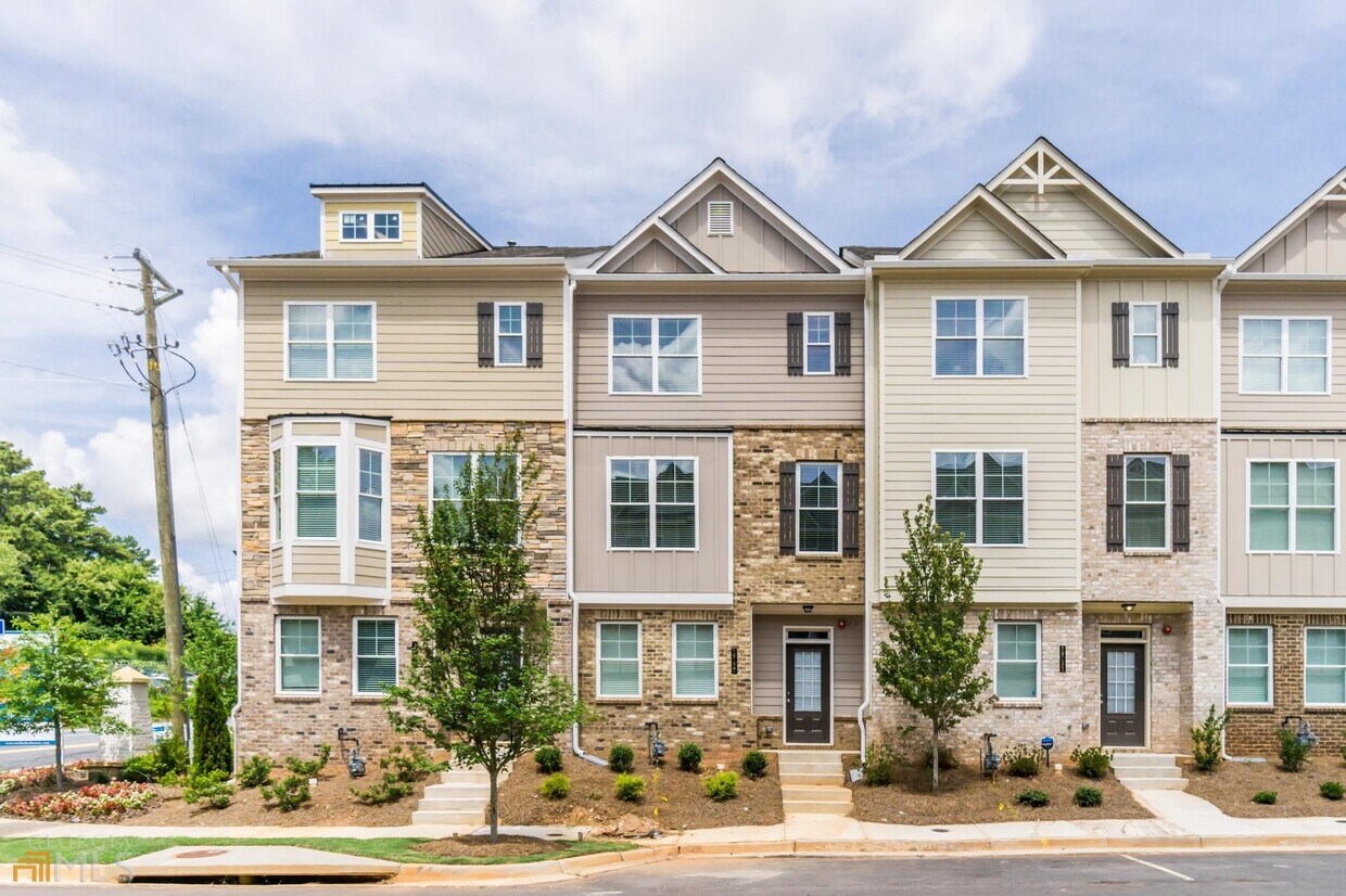 1707 Prelude Pointe, Marietta, GA 30067 Townhome Rentals in Marietta GA