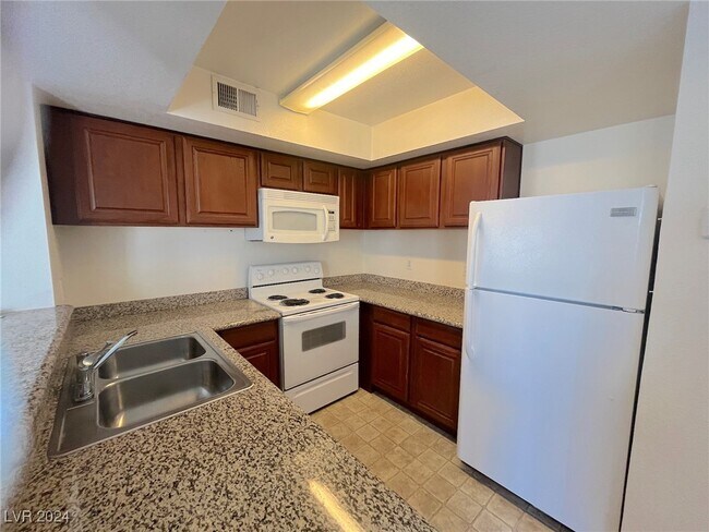 Building Photo - 6800 E Lake Mead Blvd