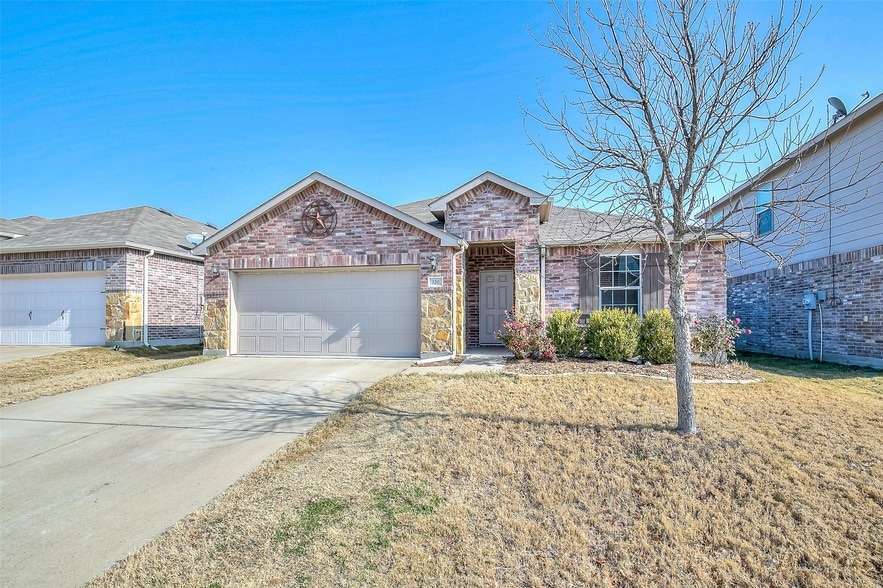 Photo - 120 Abelia Drive Unit