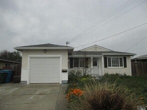 Building Photo - 342 Los Altos Pl