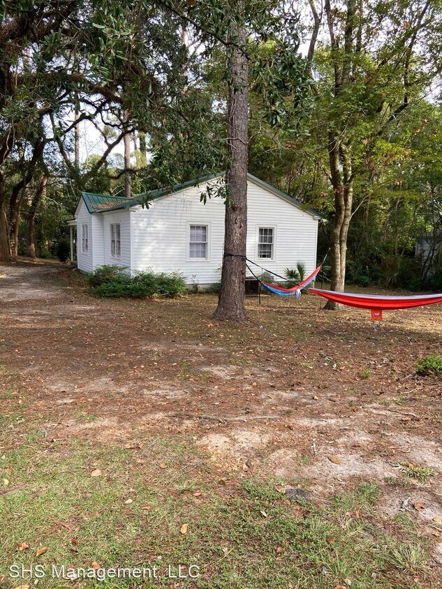 Foto del edificio - 3 br, 3 bath House - 111 Edwards Street