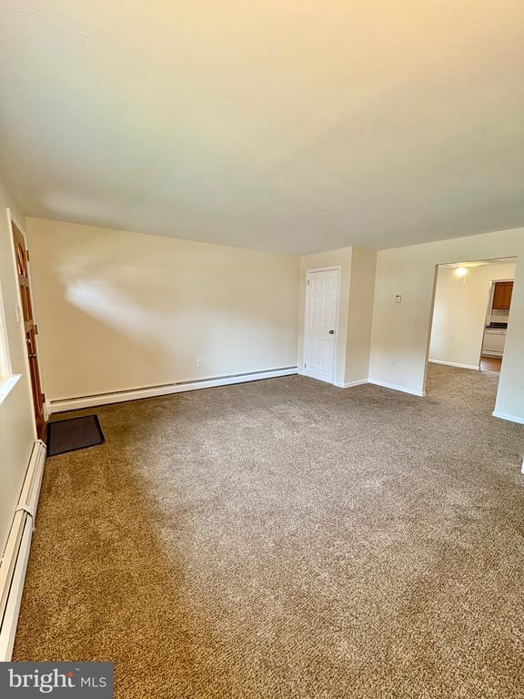 Foto principal - 241 E 10th Ave