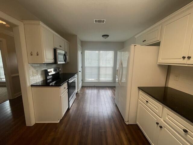 Building Photo - 1082 Wildlife Cir
