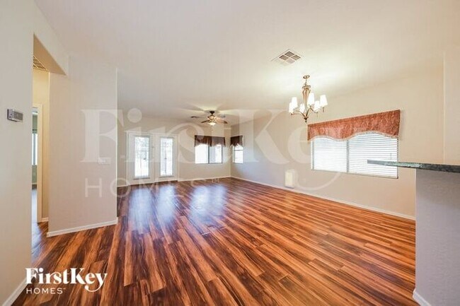 Foto del edificio - 14936 N 153rd Ave
