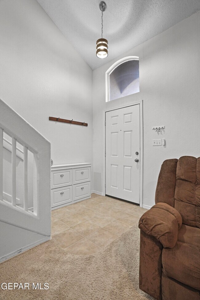 Foto del edificio - 4532 Joseph Rodriguez Dr