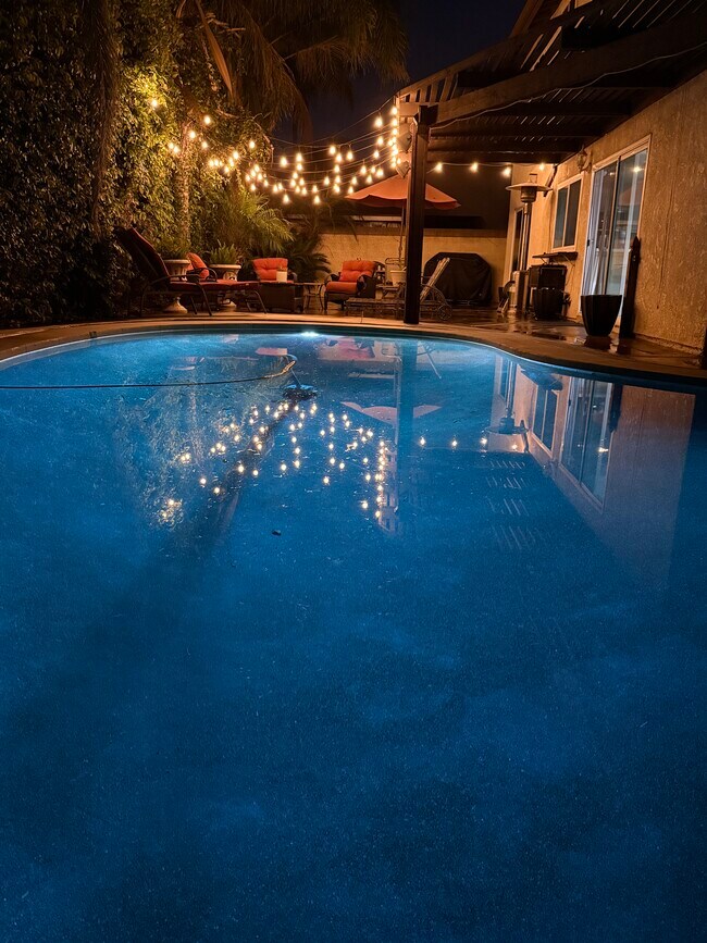 Piscina de pebbletech para patio trasero - 15481 Cottonwood Cir