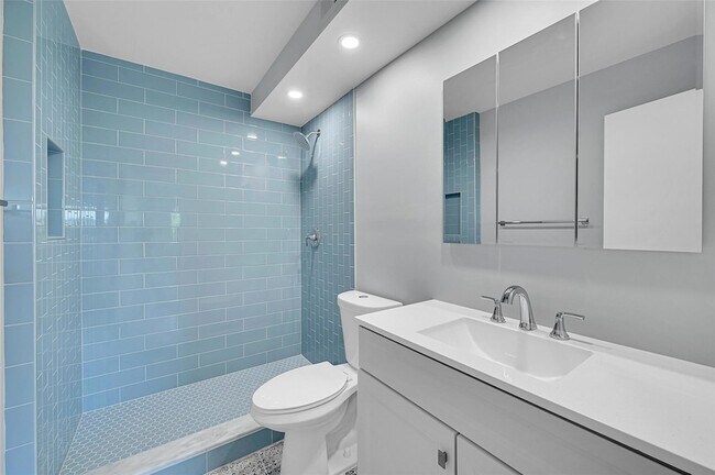 Foto del edificio - 1831 NE 38th St