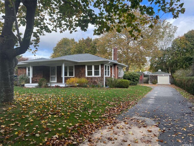 Foto del edificio - 100 Terry Ct