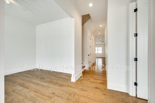 Foto del edificio - 13702 Tranquil Day Dr