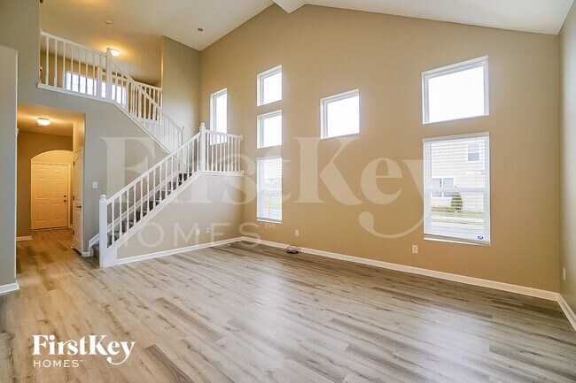 Foto del edificio - 5679 Battle Creek Way