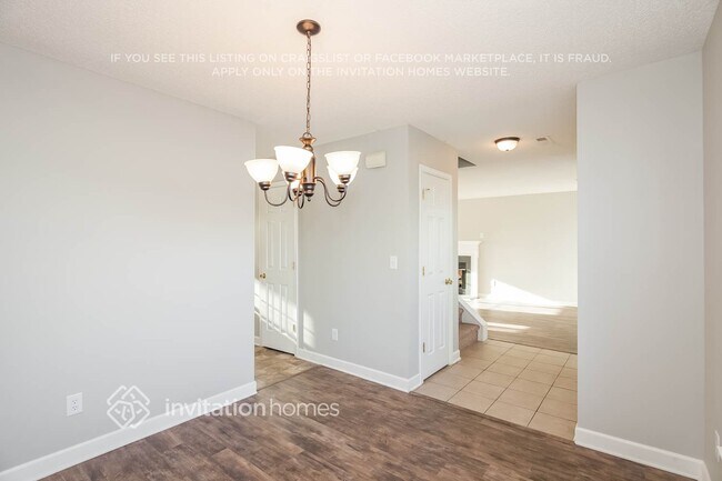 Foto del edificio - 3305 Kilbridge Woods Ct