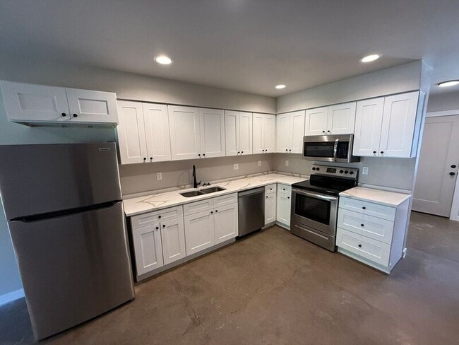 Foto del edificio - 2901 Waverly Dr SE