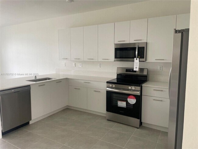 Foto del edificio - 12612 NW 22nd Pl