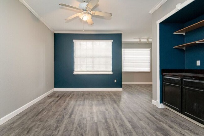 Building Photo - 2668 Robert Trent Jones Dr