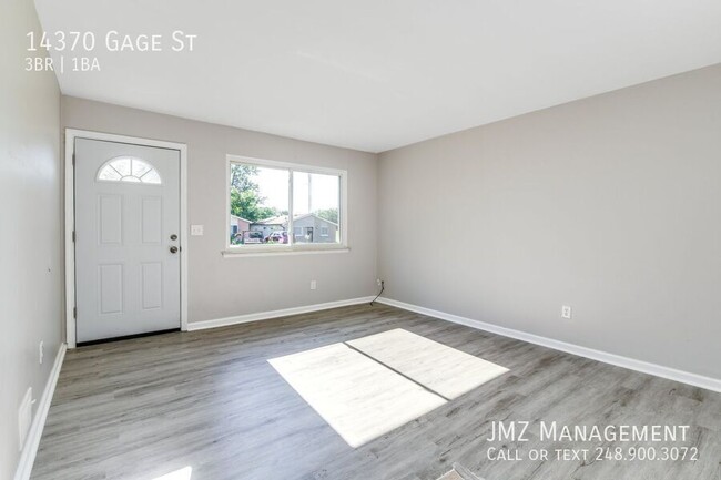 Foto del edificio - 14370 Gage St