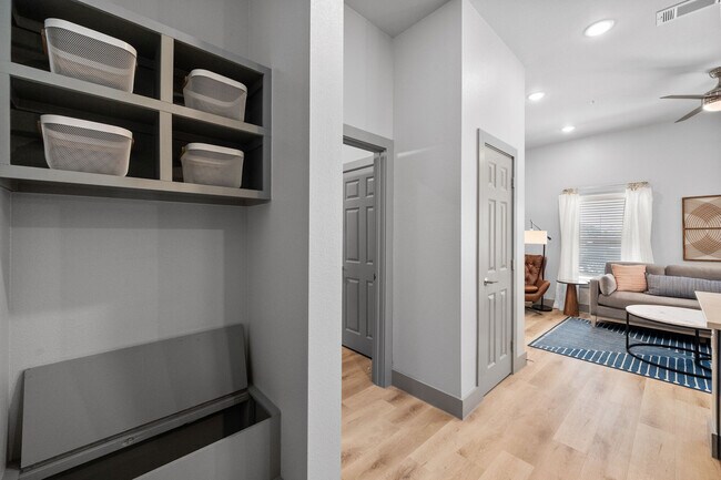 Building Photo - The Gibson