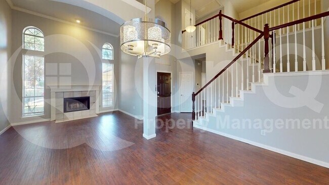 Building Photo - 3117 Irvine Dr