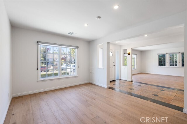 Foto del edificio - 248 N Rexford Dr
