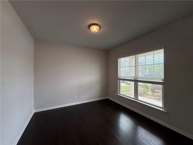 Foto del edificio - 5839 Wheeler Ridge Rd