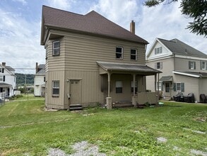 Building Photo - 1421 2nd Ave