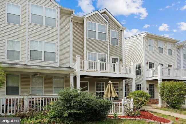 Foto del edificio - 19505 Caravan Dr