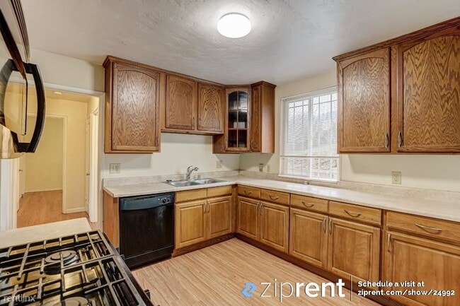 Building Photo - 3 br, 1 bath House - 161 Jordan Street, Va...