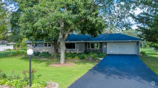 Building Photo - 10254 N Sunnycrest Dr