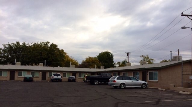 Primary Photo - Espina Apartments