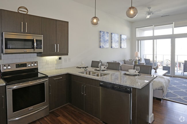 Spacious Kitchen - Reserve on 3rd
