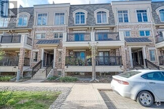 Building Photo - 2441-2441 Greenwich Dr