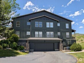 Building Photo - 1716 Fox Bay Dr