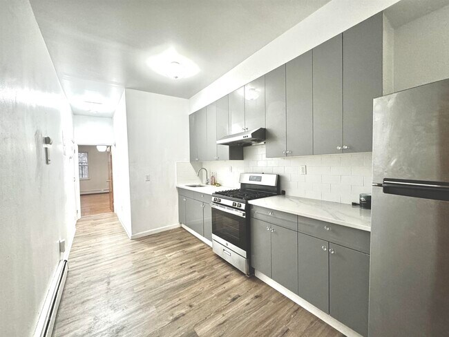 Foto del edificio - 1182 Summit Ave