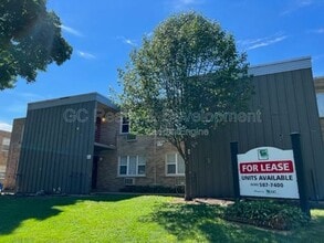 Building Photo - 265 Uteg St